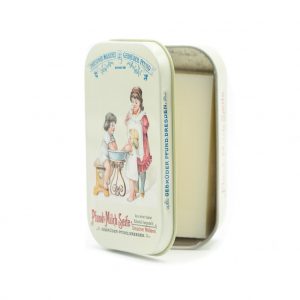 Milchseife in der Dose - geöffnete Ansicht