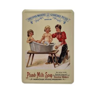 Blechpostkarte Kinder in Wanne - Pfunds Molkerei