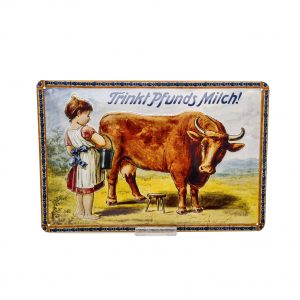 Pfunds Blechschild - Mädchen mit Kuh